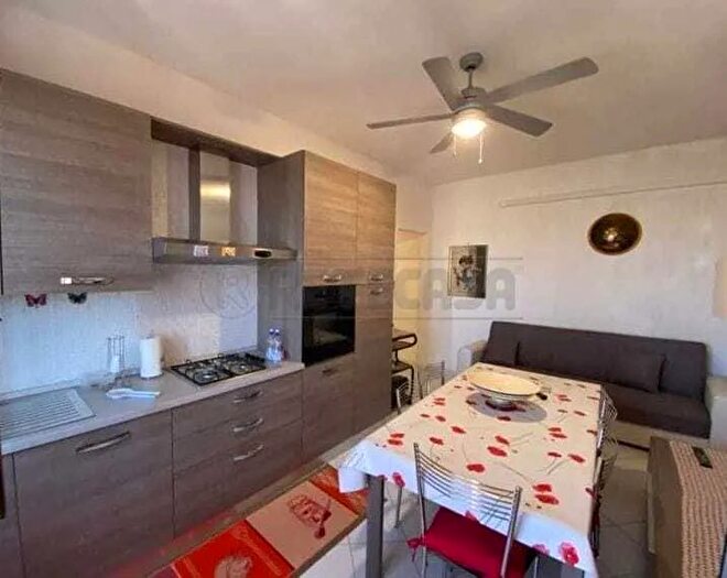 Casa con 10 locali in vendita in Campobello Di Mazara