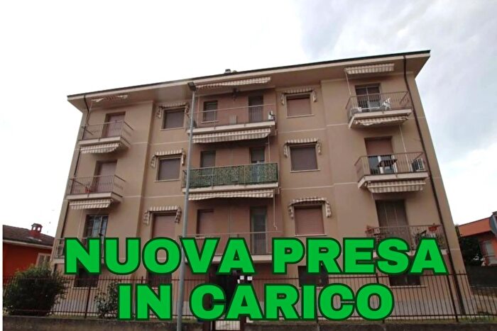 Appartamento trilocale in vendita in Via Alessandro Manzoni San Martino in Strada, San Martino In Strada