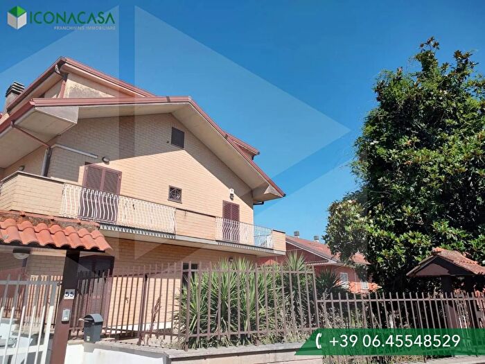 Casa con 5 locali in vendita in Via delle Mimose, Guidonia Montecelio