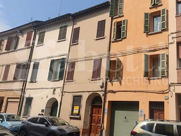 Casa con 5 locali in vendita in Via Bondiolo, Faenza