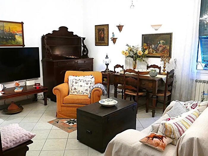 Appartamento con 6 locali in vendita in Ventimiglia