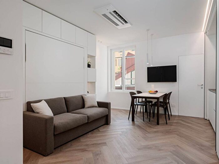 Appartamento monolocale in affitto in Via Molino delle Armi, Ticinese, Milano