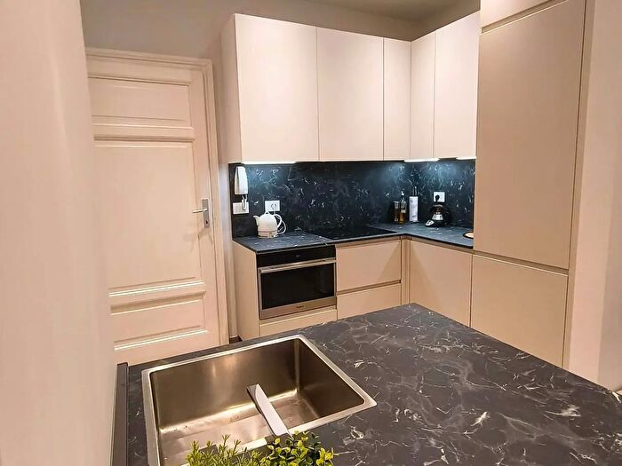 Appartamento monolocale in affitto in Viale Edoardo Jenner, Milano