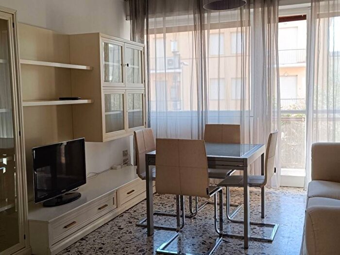 Appartamento quadrilocale in affitto in Via Francesco Petrarca, Centro, Terracina