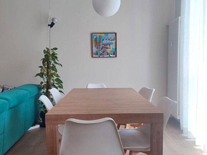 Appartamento trilocale in affitto in Via Vigilio Inama, Città Studi, Milano