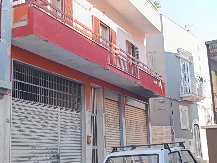 Appartamento trilocale in vendita in Via Tommaso Campanella, Andria