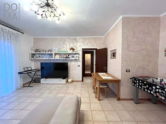 Appartamento con 5 locali in vendita in Taglio Di Po