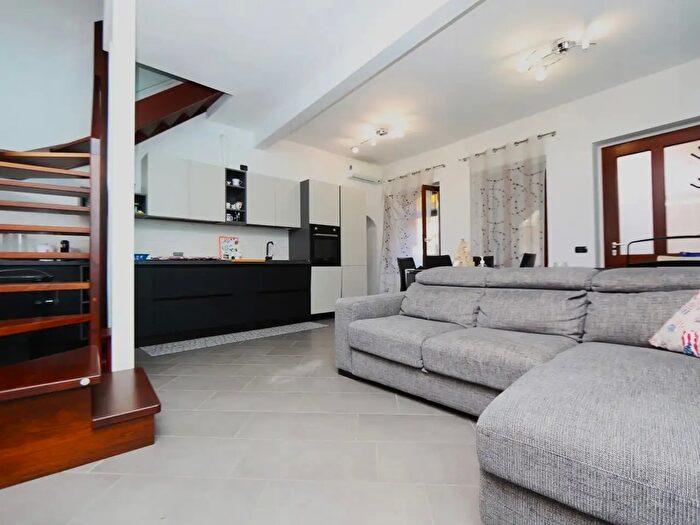 Appartamento trilocale in vendita in Vicolo XXIV Maggio, San Vittore Olona