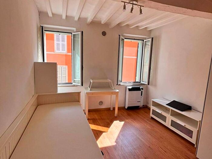 Appartamento monolocale in affitto in Borgo Guazzo, Centro Storico, Parma