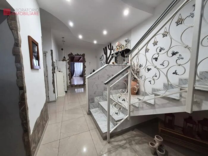 Appartamento trilocale in vendita in Surbo