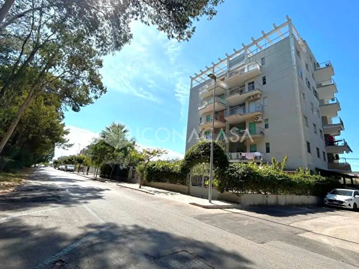 Appartamento trilocale in vendita in Via E Vanoni, Campomarino
