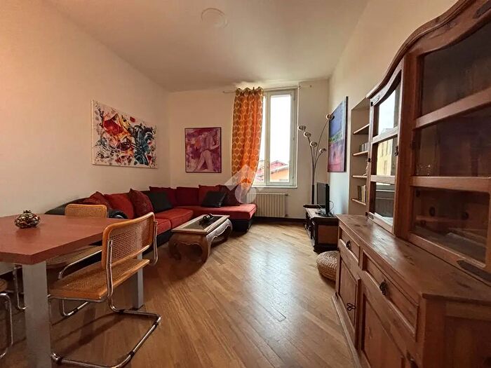 Appartamento trilocale in affitto in Via Carlo Alberto, Bergamo