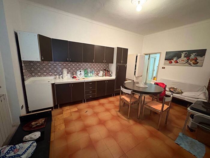 Casa quadrilocale in affitto in Strada Leontina, San Leo