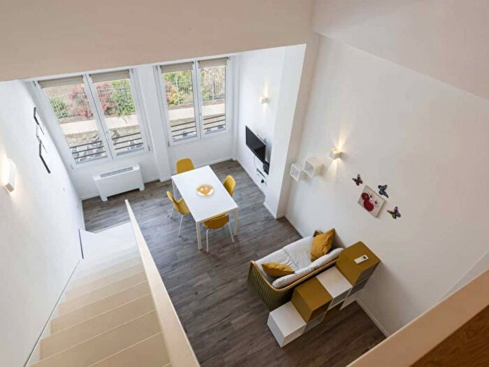 Appartamento trilocale in affitto in Via delle Ruote, San Marco SS Annunziata, Firenze