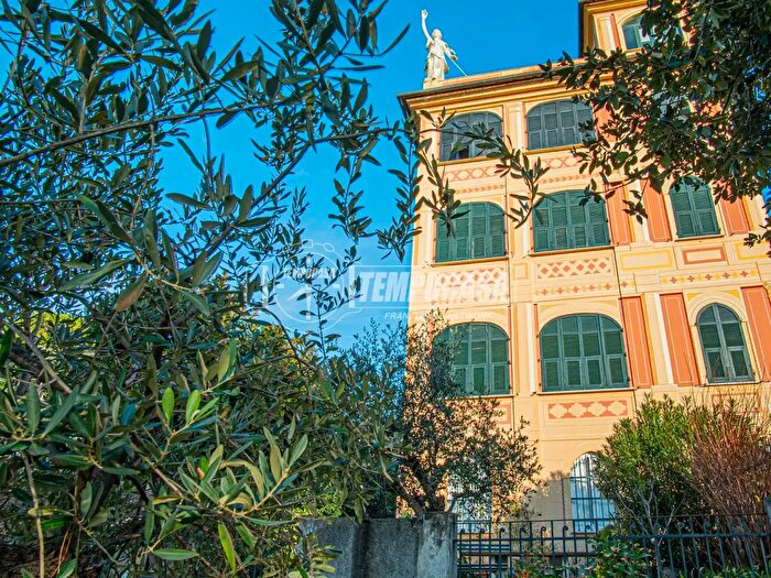 Appartamento trilocale in vendita in Via Privata San Rocco, Lavagna