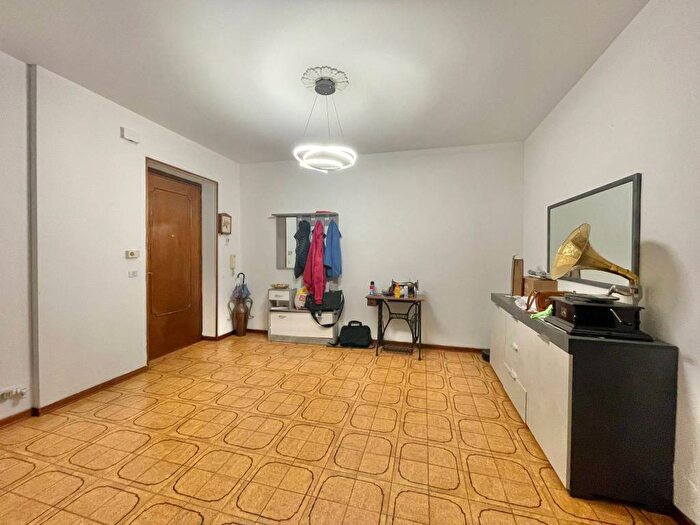 Appartamento quadrilocale in affitto in Via Dante Alighieri, Incisa Scapaccino