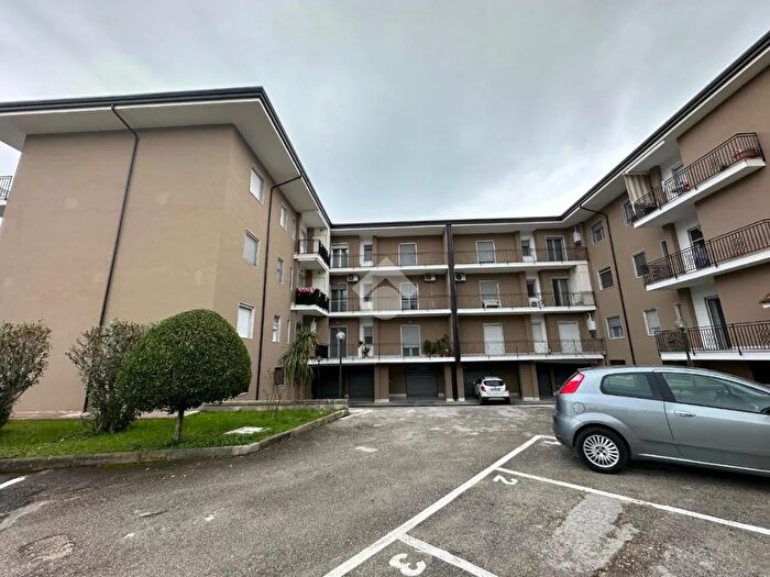 Appartamento quadrilocale in vendita in Via Eduardo De Filippo, Montesarchio