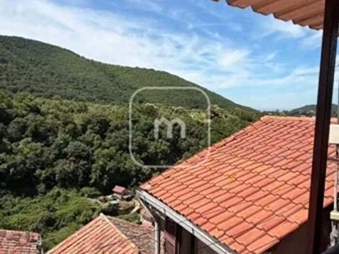 Appartamento trilocale in vendita in Via Umberto I, Poli