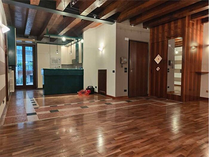 Appartamento trilocale in affitto in VIA VALVERDE, Valverde, Verona