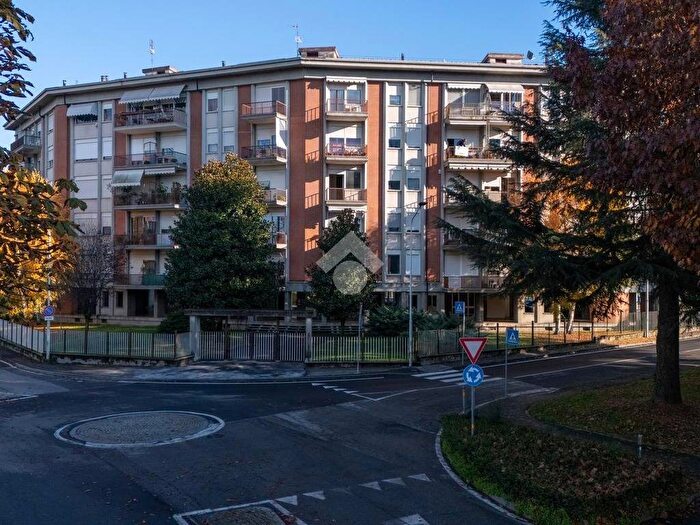Appartamento quadrilocale in affitto in VIA SAMPO', Centro, Saluzzo