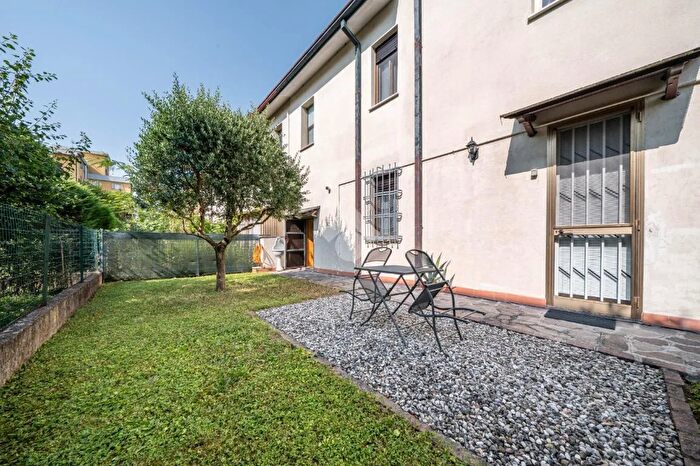 Casa con 5 locali in vendita in Via Giambattista Tiepolo, Novi Di Modena