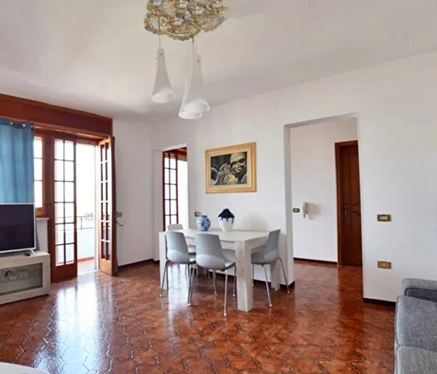 Casa con 5 locali in vendita in PresicceAcquarica