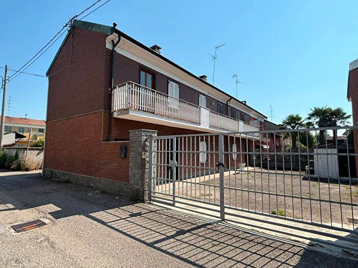 Casa con 7 locali in vendita in Corso Giovanni Josti Mortara, Mortara
