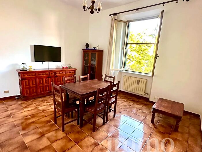 Appartamento trilocale in vendita in Livorno