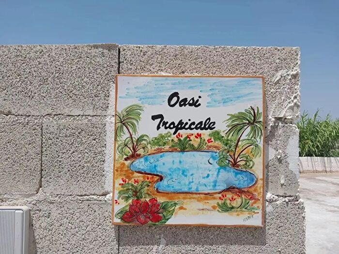 Casa con 8 locali in vendita in Pachino