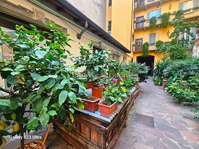 Appartamento quadrilocale in affitto in Viale Monte Nero, Montenero, Milano