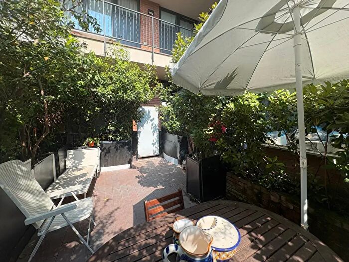 Appartamento bilocale in vendita in Via Mecenate, Milano