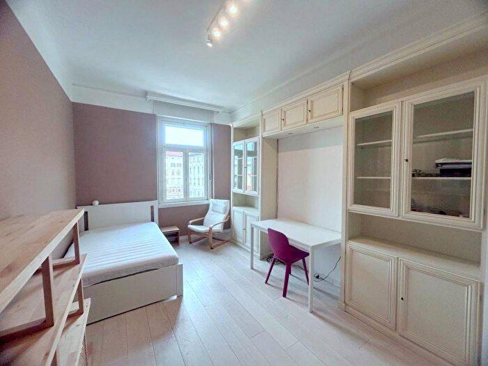 Appartamento quadrilocale in affitto in Via dei Conti, Settefontane, Trieste