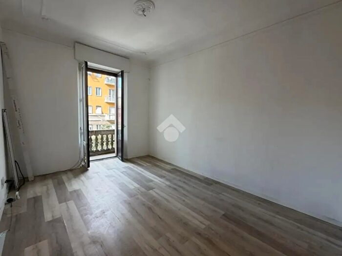 Appartamento bilocale in vendita in Via Losanna, Milano