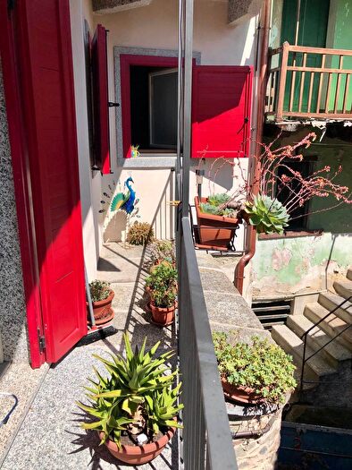 Casa trilocale in vendita in Arizzano