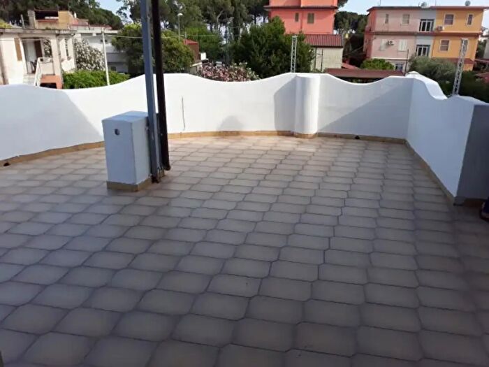 Appartamento trilocale in affitto in Via Ticino, Simeri Crichi