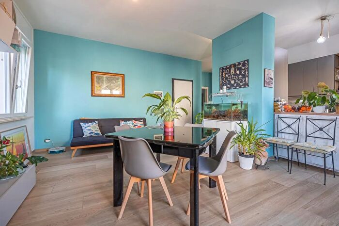 Appartamento trilocale in vendita in Viale Pietro Maroncelli, Cesenatico