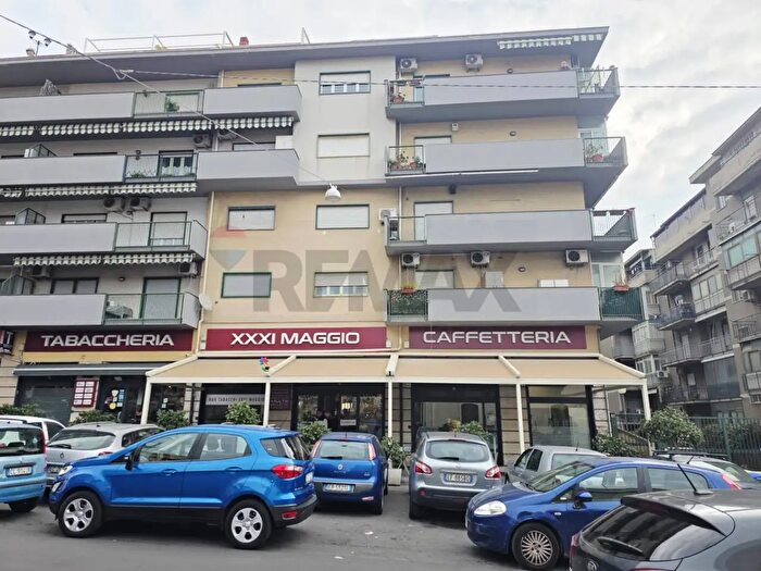 Appartamento trilocale in vendita in Via XXXI Maggio, Catania