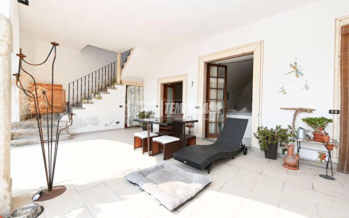 Appartamento quadrilocale in vendita in Via Leutelmonte, Manerba Del Garda