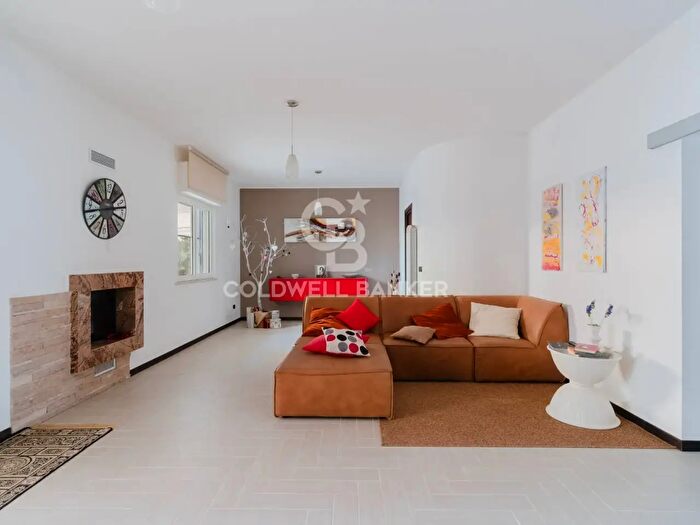 Casa con 10 locali in vendita in Via Ciliberti, Ruvo Di Puglia