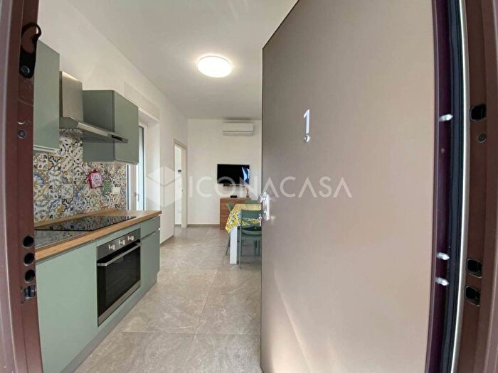 Appartamento bilocale in affitto in Viale La Testa, Bisceglie