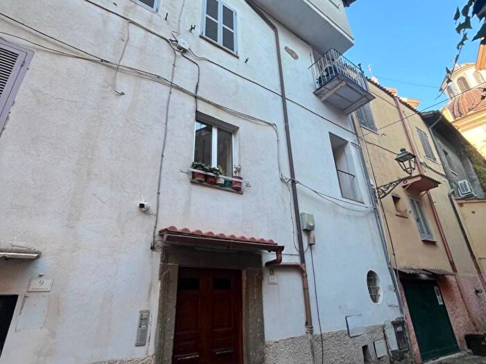 Appartamento bilocale in affitto in Via Emanuele Lucidi, Centro, Ariccia