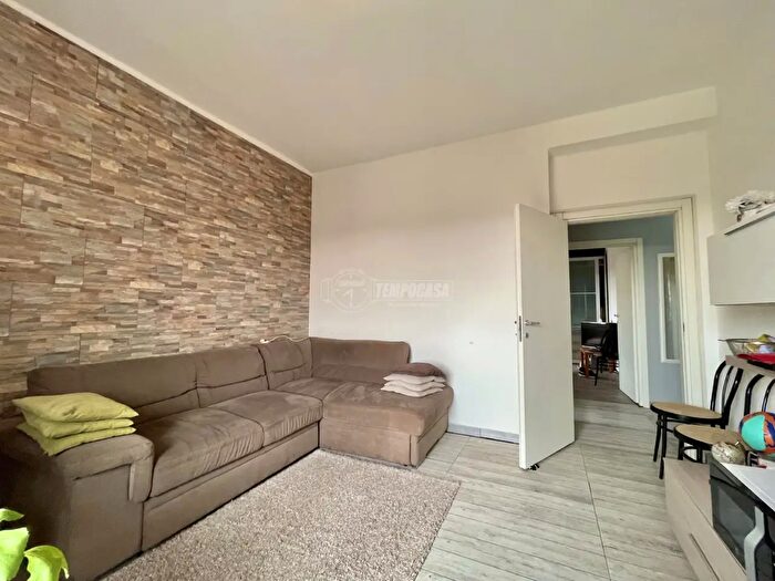 Appartamento trilocale in vendita in Viale Susani, Triuggio