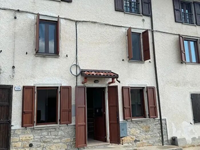 Casa trilocale in vendita in Strada della Val Bardea, Tizzano Val Parma