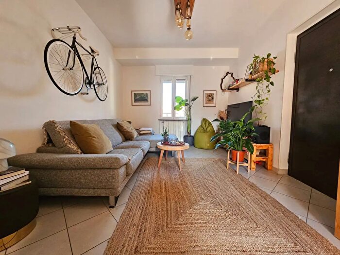 Appartamento bilocale in vendita in Via Santa Maria, Oleggio