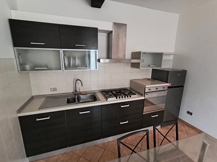 Appartamento bilocale in affitto in Via Giuseppe Osella, Centro, Varallo