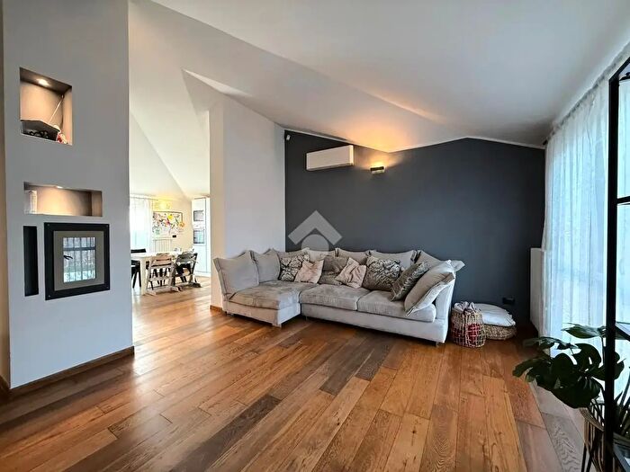 Appartamento trilocale in vendita in Via Dante Chiasserini, Milano