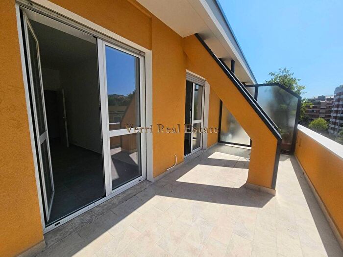 Appartamento quadrilocale in affitto in Viale Monte Nero, Porta Romana Medaglie dOro, Milano