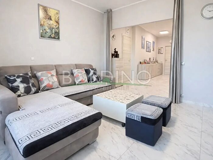 Appartamento quadrilocale in vendita in Via Neive Snc, Castagnito