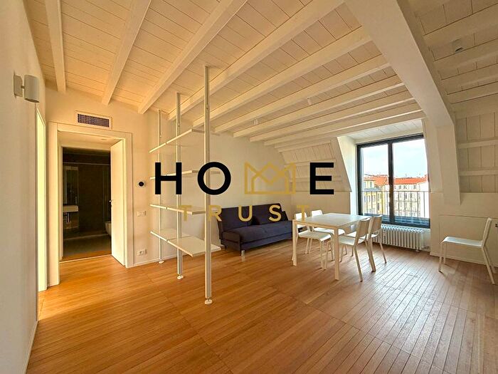 Appartamento trilocale in affitto in Via Antonio Fogazzaro, Montenero, Milano