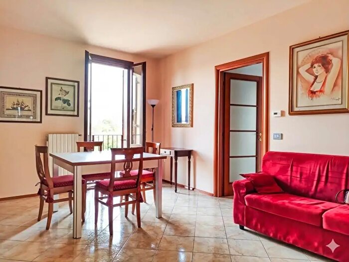 Appartamento quadrilocale in vendita in Medolla